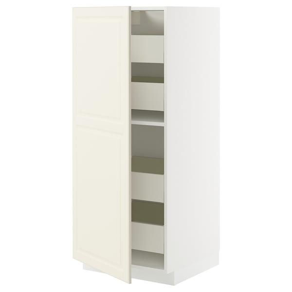 Ein weißer METOD-Küchenschrank mit mehreren Regalen, modern im Design und mit einem schlanken, sauberen Look.