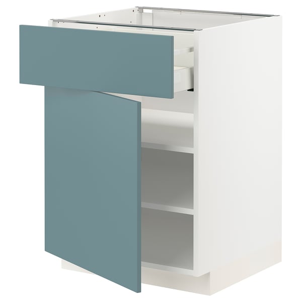 Moderne weiße Küchenzeile mit türkisfarbener Schublade. Quadratische Form, schlankes Design.