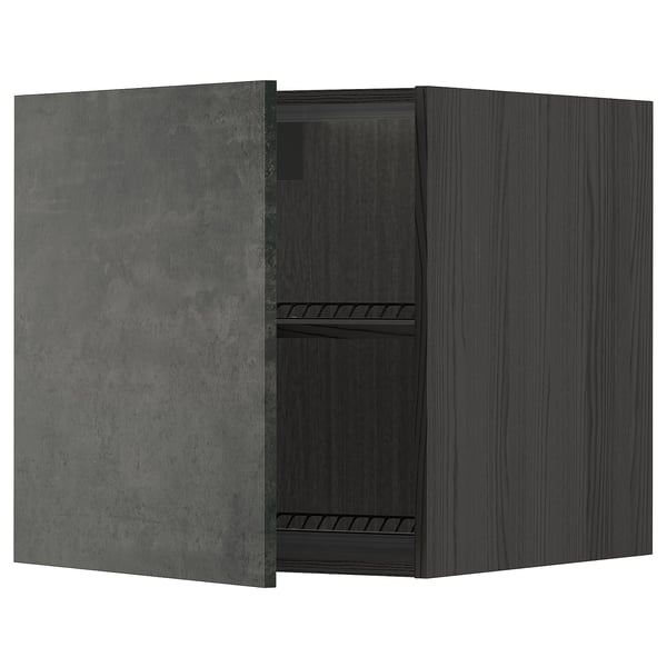 Ein dunkelgrauer IKEA METOD Küchenschrank mit Betonoberfläche und zwei verstellbaren Regalen.