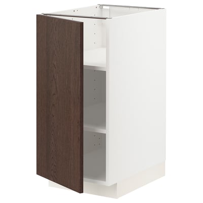 Weißer METOD-Schrank mit dunkelbrauner Eichen-Sinarp-Tür, quadratisch und modern.