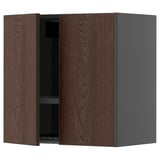 Dunkelbrauner Küchen-Wandschrank mit Holzmaserung und offener Tür.