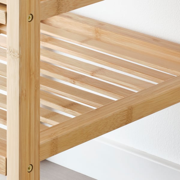 Regaldisplay aus Bambus, robustes Design, leichte Holzstruktur.