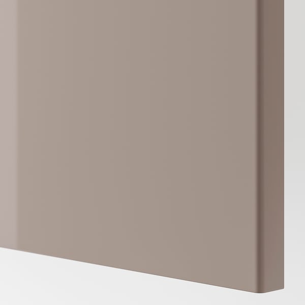 Glatte, hellrosa Oberfläche; schlankes, modernes Design; bündige Kanten; Hochwertige Verarbeitung.