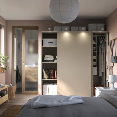 Kleiderschrank beige: schön elegant