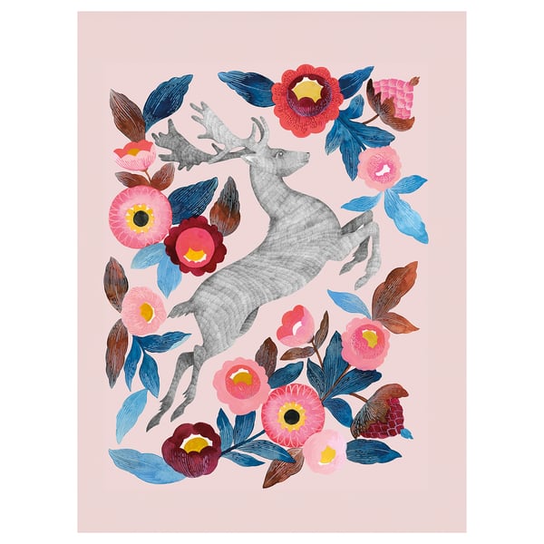 PJÄTTERYD dekorative Kunst. Ein grauer Hirsch ist umgeben von bunten Blumen und Blättern auf hellrosa Leinwand mit tiefem Rahmen.