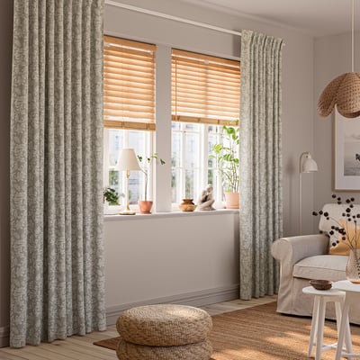 SNÖRUTA 2 Gardinenschals, helles Graubeige weiß/Blumenmuster mit Gardinenband, 145x250 cm