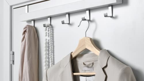 Hooks & hangers