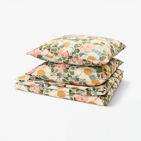 Floral bedding set, light beige, silk-like, square pillows, intricate flower designs.