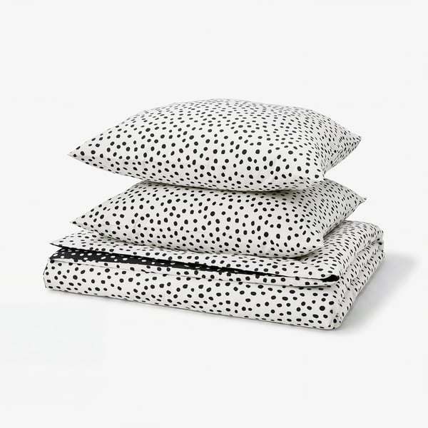BJÖRKGRÅMAL duvet set, black dots on white, soft cotton-viscose, rectangular, stack of 3 pieces.