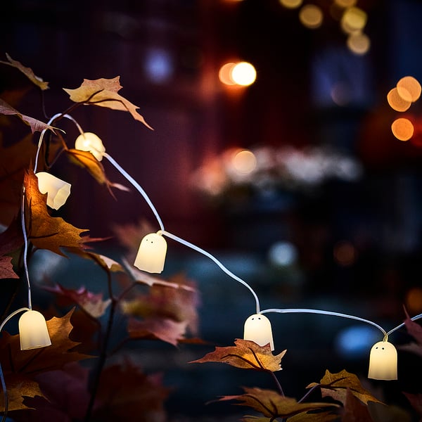 KUSTFYR LED lighting chain with 12 lights, battery-operated indoor/ghost white