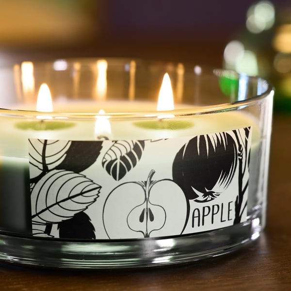 LOTSFÅGEL Scented candle/glass w lid/3 wicks, Apple light green, 25 hr