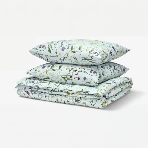MATTOXBÄR duvet set, light blue with floral design, rectangular, soft cotton.