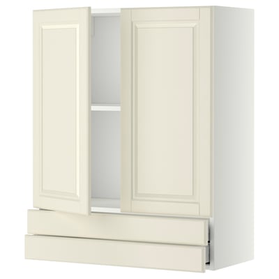 Off-white METOD kitchen cabinet with bevelled bodbyn doors and adjustable shelves.