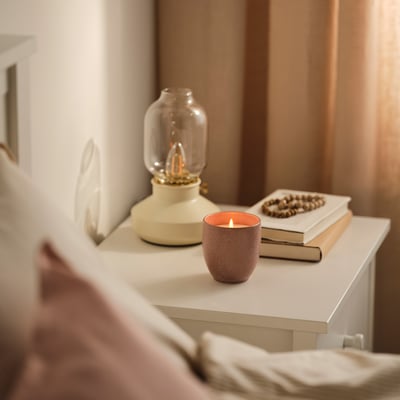 PÄRLHÖNA Scented candle in ceramic jar, Rose & carnation pink, 40 hr