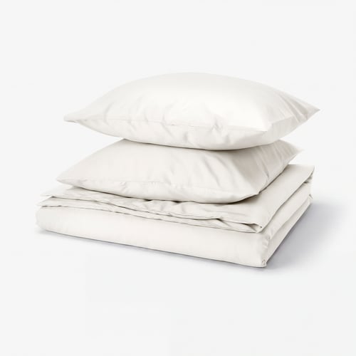 PILTANDVINGE white bedding set, rectangular, smooth fabric, visible closure.