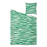 Green wavy striped bedding set with duvet cover and pillowcases, made of blend fabric.