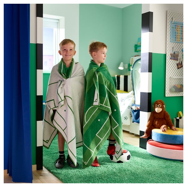 SPORTSLIG Bath sheet, green/football pitch, 100x150 cm