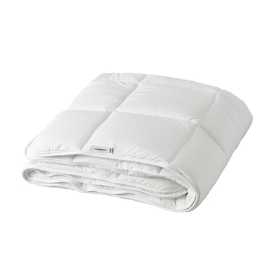 Folded white duvet with dobby weave, soft & extra warm hollow fibre fill, rectangular shape. Great for comfort.