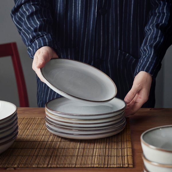 STYLTSNÄPPA bamboo placemat, natural. Handwoven, rectangular, fits well under plates and bowls for table setting.
