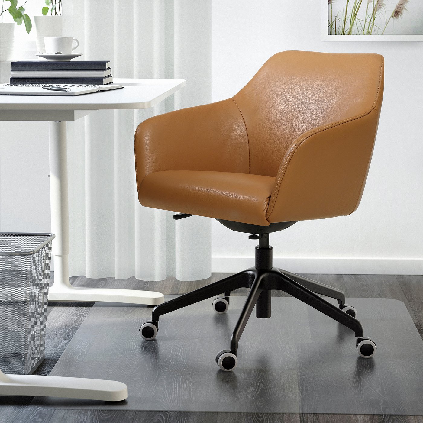 TOSSBERG / LÅNGFJÄLL conference chair, Grann light brown/black
