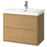 Moderne badeværelsesforfængelighed, lysebrun eg, rektangulær, vægmonteret, minimalistisk design, keramisk vask, krom hane.
