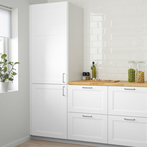 AXSTAD hvidt skab, slankt og moderne, høje, brede og høje skuffer, enkelt design, stilfuldt.