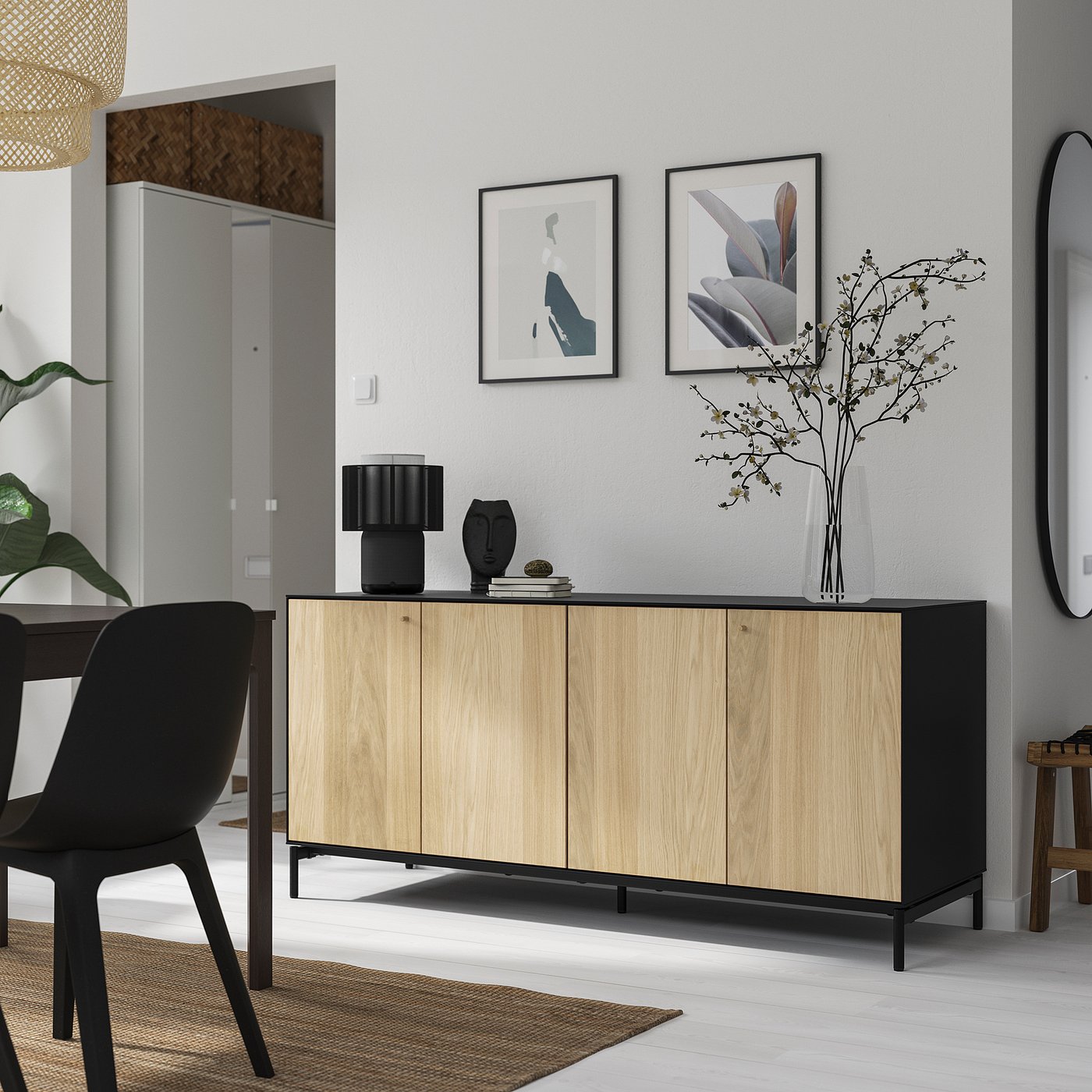 Møbelmontering BOASTAD Skænk, sort/egetræsfiner, 161x52x75 cm | Billig & Hurtig i København