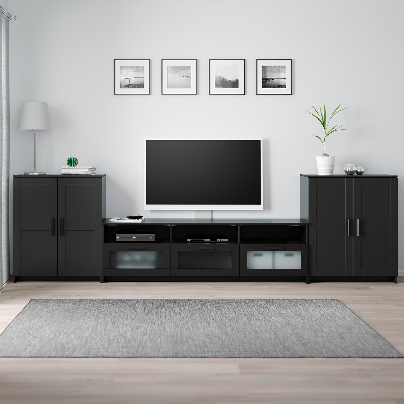 Møbelmontering BRIMNES Tv-møbel, kombination, sort, 336x41x95 cm