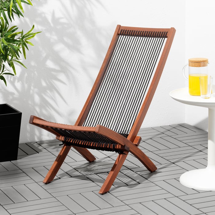 Loungestole - Nyd solen udendørs i en blød loungestol - IKEA