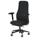 Dette billede viser en sort GRÖNFJÄLL kontorstol med ergonomisk design og justerbare armlæn, der er velegnet til komfort under lange arbejdstimer.