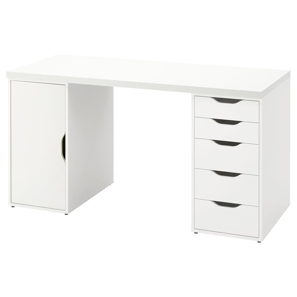 Dette billede er et helt hvidt ikea LAGKAPTEN skrivebord med skab og skuffer. Den har et slankt, moderne design til hjemmekontorer.