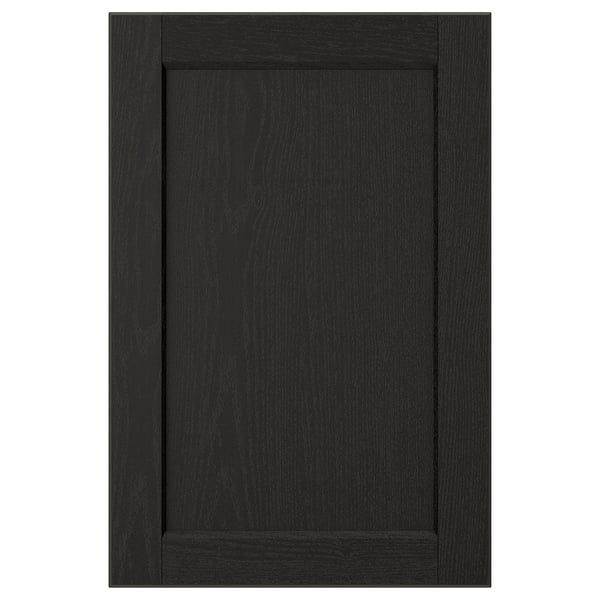LERHYTTAN sort køkkenskabslåge med ramme i massivt træ og skrå kanter. Traditionelt, rektangulært og funktionelt design.