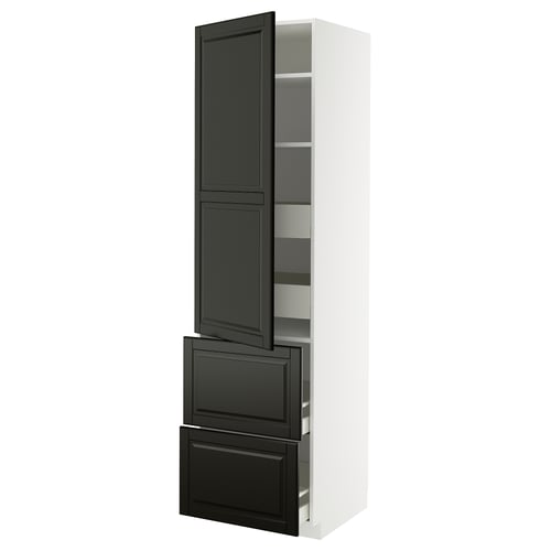 Sort og hvidt køkkenskab med flere hylder og skuffer.