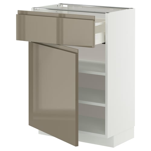 Hvid ikea METOD køkkenenhed med mørkebrune skuffer og hylder.