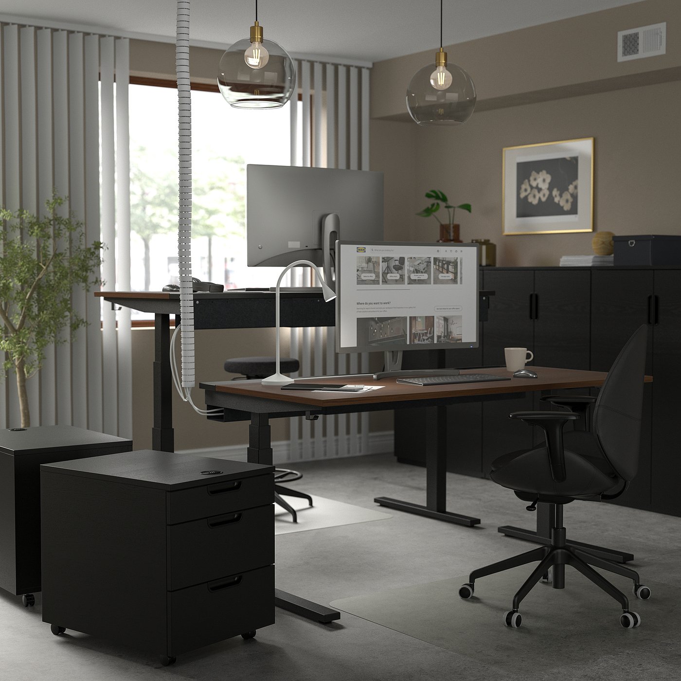 Møbelmontering MITTZON Skrivebord hæve/sænke, elektrisk valnøddetræsfiner/sort, 160x60 cm | Billig & Hurtig i København