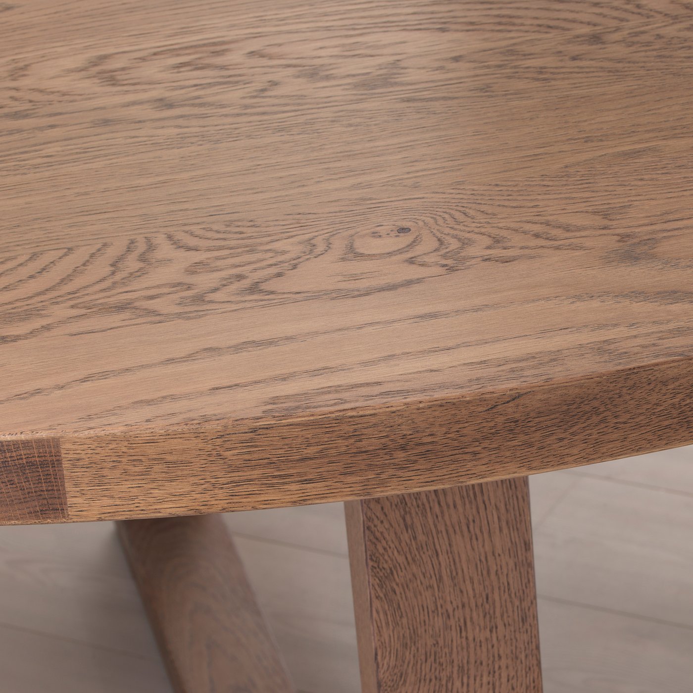 Møbelmontering MÖRBYLÅNGA / MÅRENÄS Bord og 4 stole med armlæn, egetræsfiner brun bejdse/sort GUNNARED beige, 145 cm | Billig & Hurtig i København