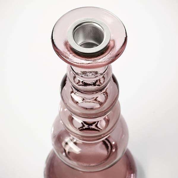 Glaslysestage, genbrugt, klare og lyserøde nuancer, slankt design, metalfod.