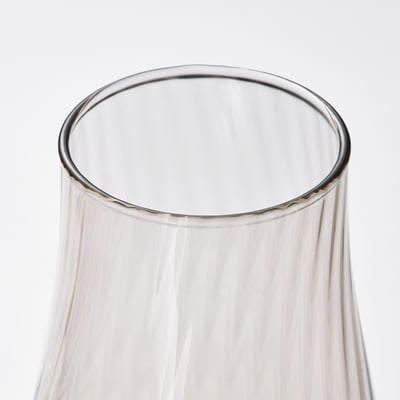 Elegant PÅSKÖTRÄD vase, lysebrun, lavet af glas, dråbeform med hvirvlende design.