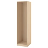 Ikea PAX garderoberamme i lys farve, rektangulær form, lavet af spånplader og papirfolie.