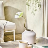 SMYCKA Kunstig blomst, indendørs/udendørs flamingoblomst/hvid, 66 cm