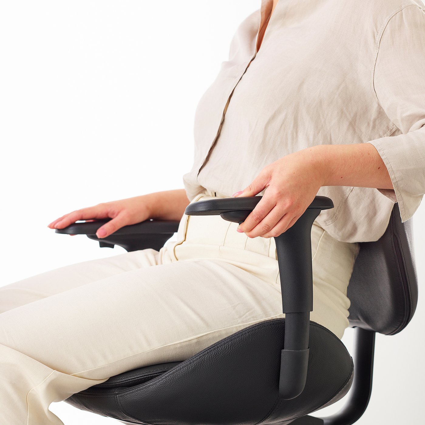 HATTEFJÄLL office chair with armrests, Smidig black/black - IKEA HATTEFJÄLL office chair with armrests, Smidig black/black - IKEA