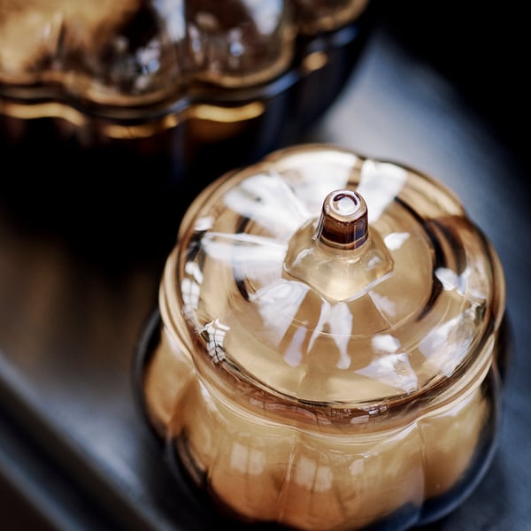 HÖSTAGILLE Scented candle in glass, Spiced pumpkin/green, 20 hr