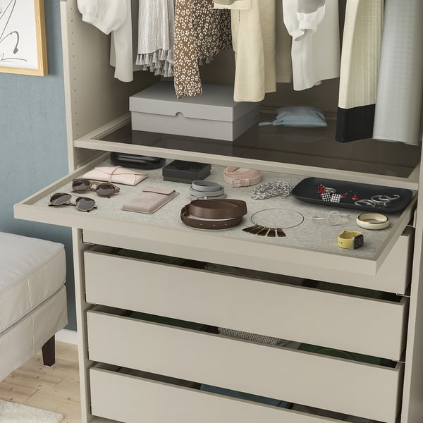 Dresser with pull-out tray for accessories and jewellery.