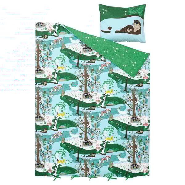 Forest-themed bedding set: duvet & pillow in green, featuring woodland creatures, trees, and mushrooms.