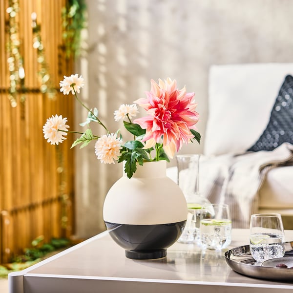 SMYCKA Artificial flower, in/outdoor Chrysanthemums/white, 71 cm