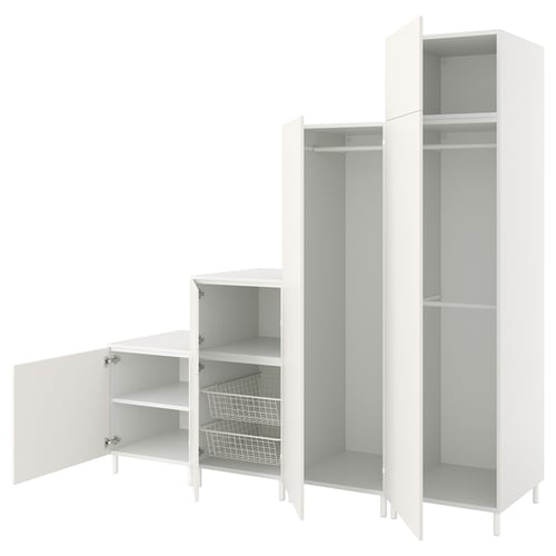 Valge PLATSA panipaik riiulite, kappide ja garderoobiga, kaasaegne minimalistlik disain.