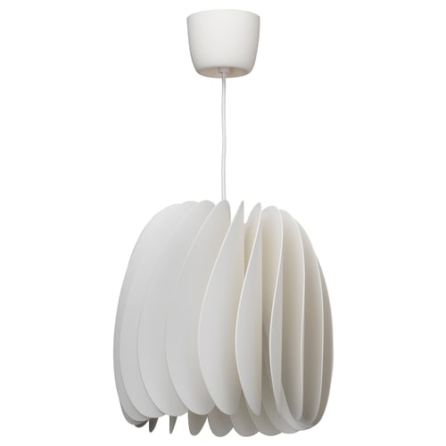 SKYMNINGEN valge ripplamp, taaskasutatud plastik, kumer turbiini kuju.