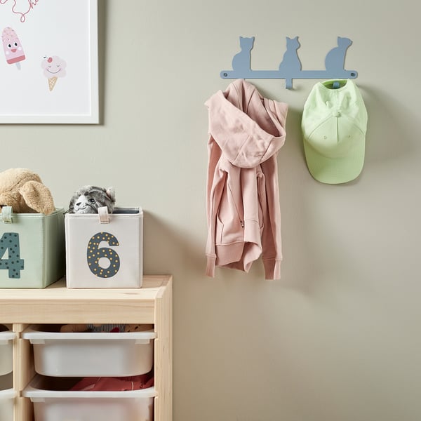 BARNDRÖM Knob rack with 3 knobs, cat, 34 cm