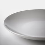 FÄRGKLAR Side plate, matt light grey, 20 cm