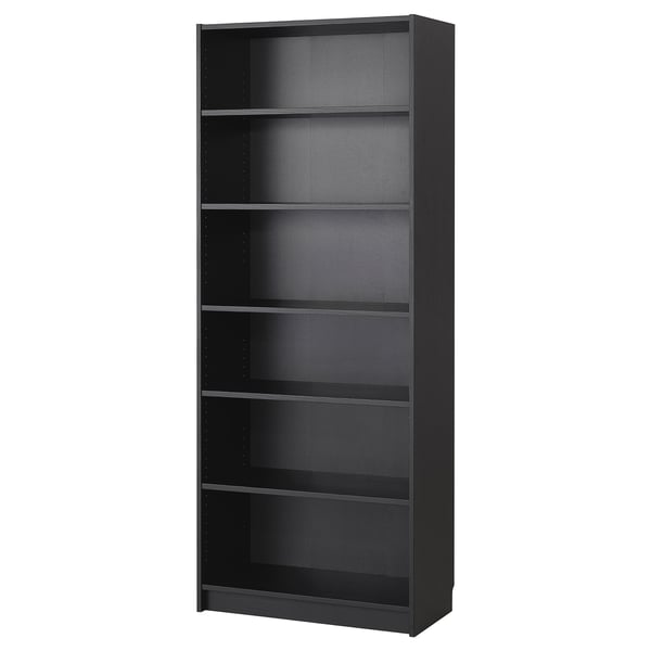 Una prestatgeria BILLY negra amb un disseny modern, cinc prestatges buits i una estructura de fusta resistent.